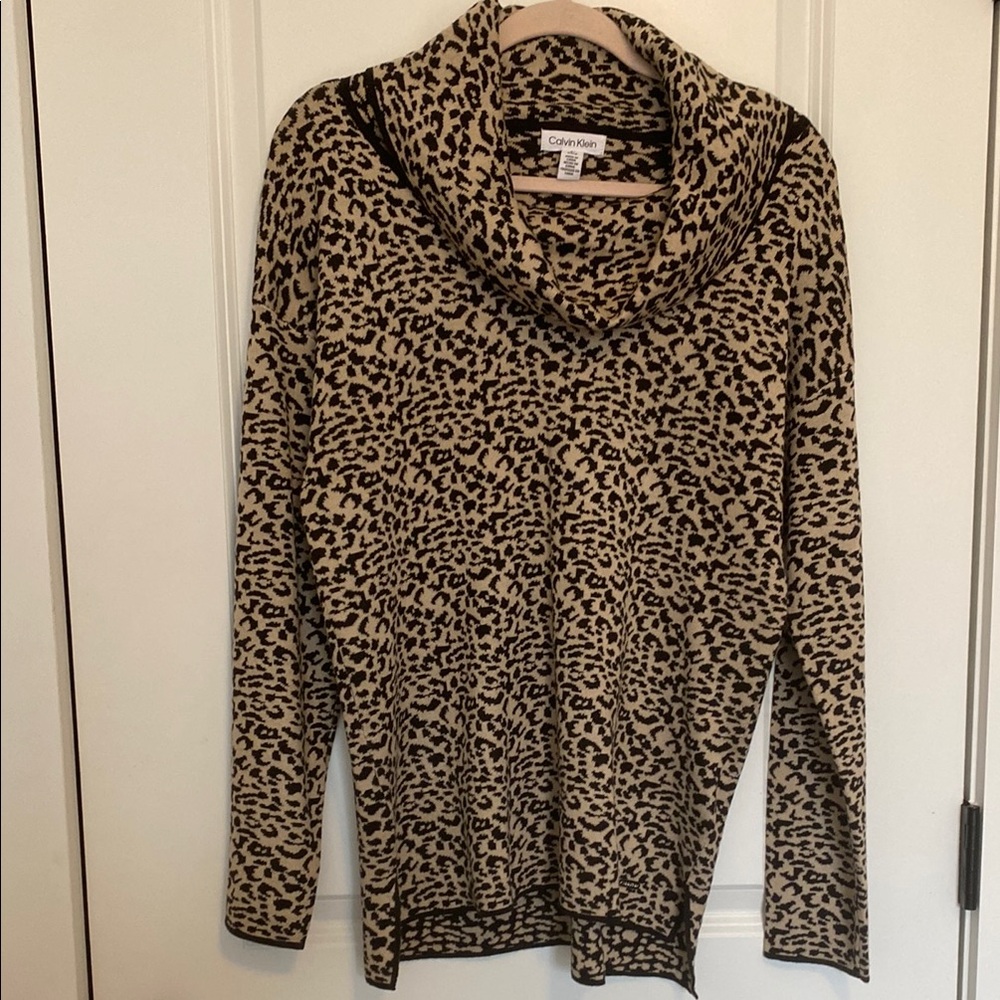 Calvin Klein Leopard‎ Print Sweater